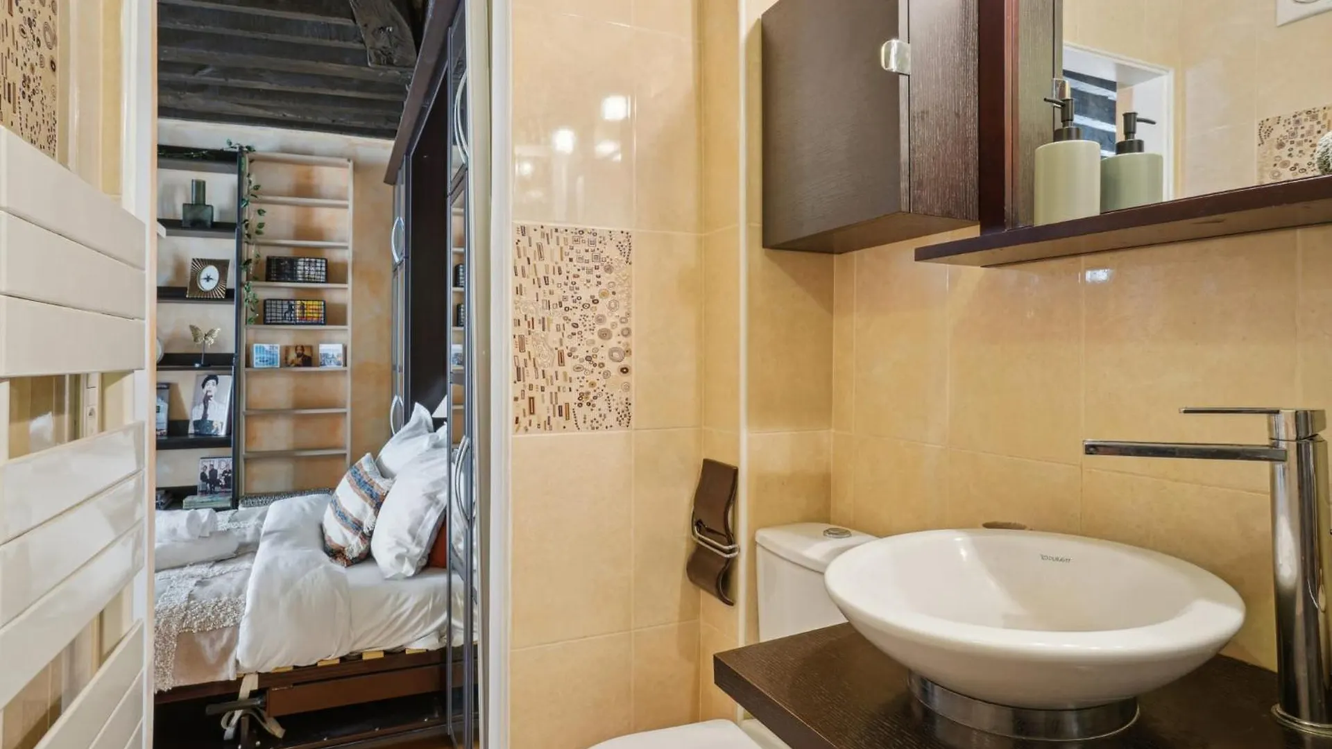 Le Marais & Pompidou - Cityapartmentstay Paris 0*,