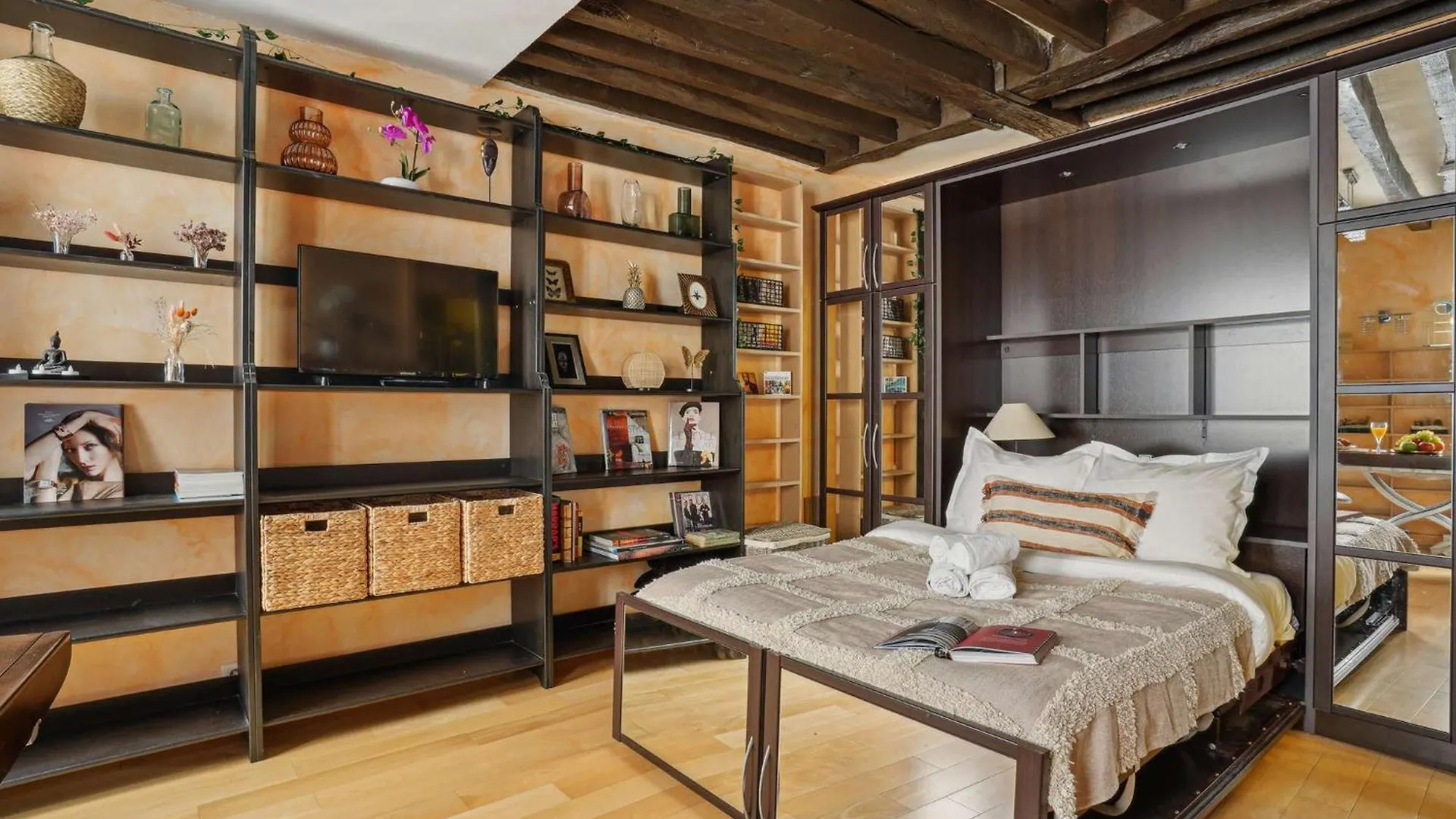Le Marais & Pompidou - Cityapartmentstay Paříž